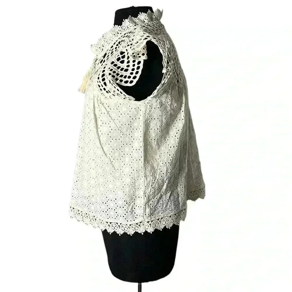 ANTHROPOLOGIE CHARLIZE Tan Eyelet Lace Vneckline Blouse Size S - Picture 6 of 12